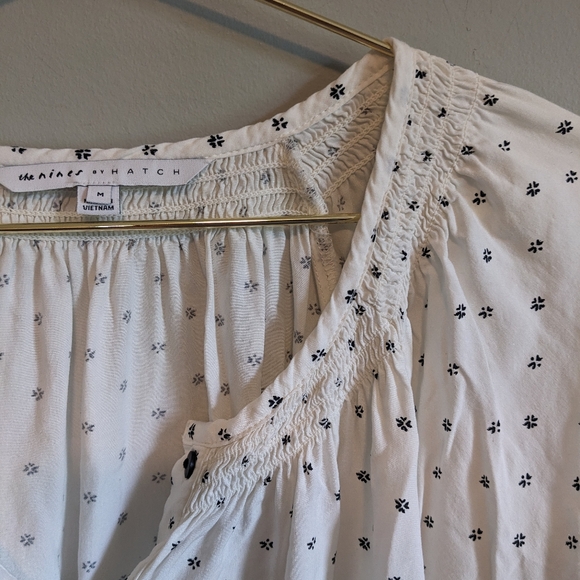 The Nines by Hatch Creamy White Flowy Button Up Blouse, size M - Picture 4 of 6